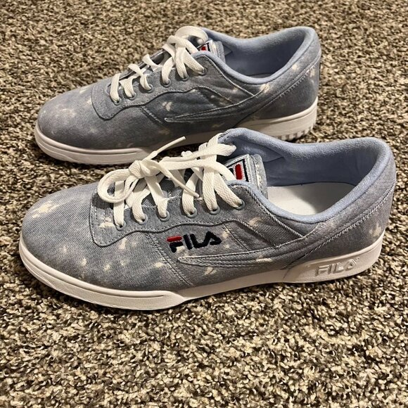 Fila Gray and White Sneakers - Picture 2 of 6